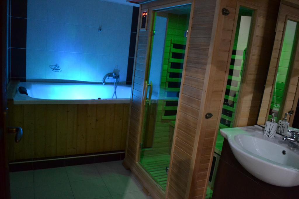 Telkibánya Ezuestfenyo Hotel מראה חיצוני תמונה