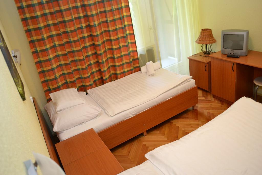 Telkibánya Ezuestfenyo Hotel מראה חיצוני תמונה