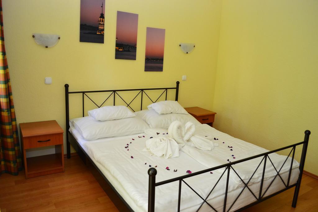 Telkibánya Ezuestfenyo Hotel מראה חיצוני תמונה